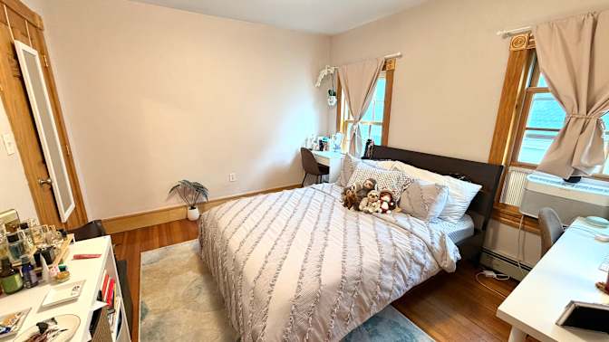 Kamaria's room