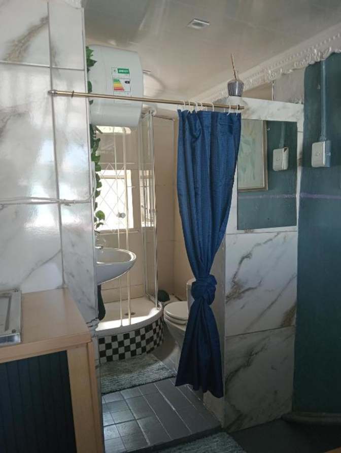 Del's room