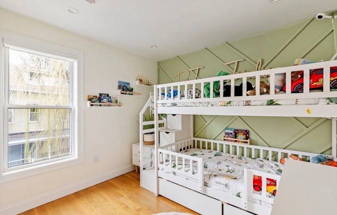 Sarah Freedman's room
