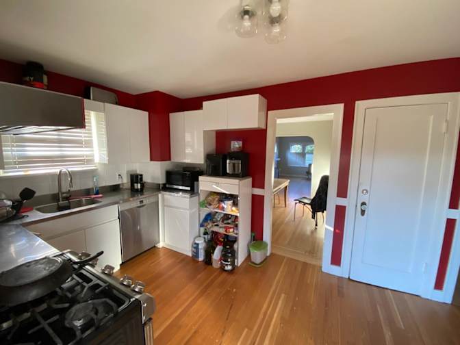 Grant Robertson's room