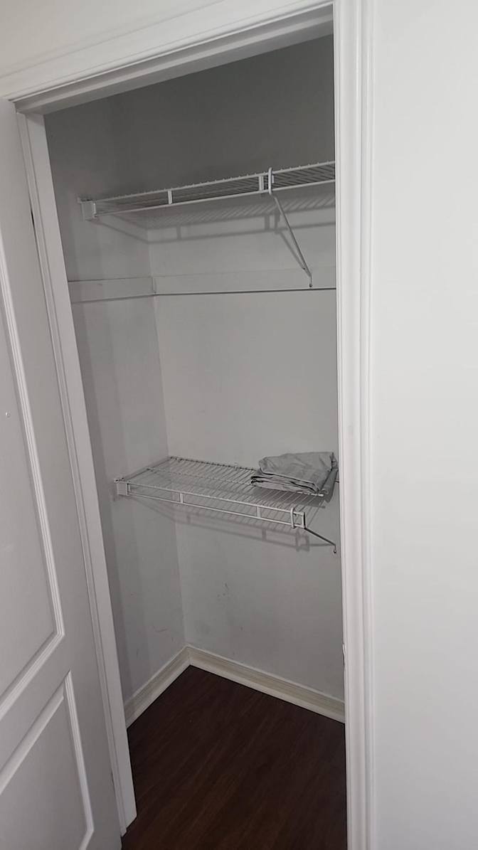 Arash's room