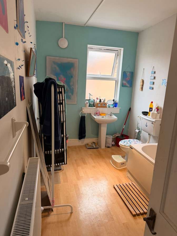 Eòsaph's room
