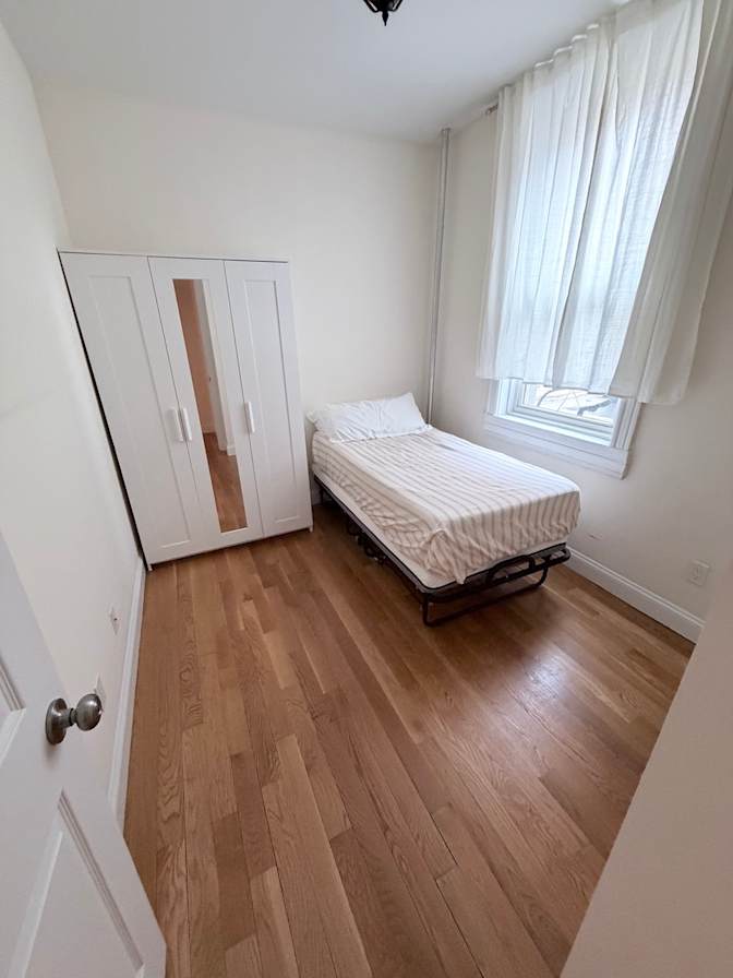 sarah's room