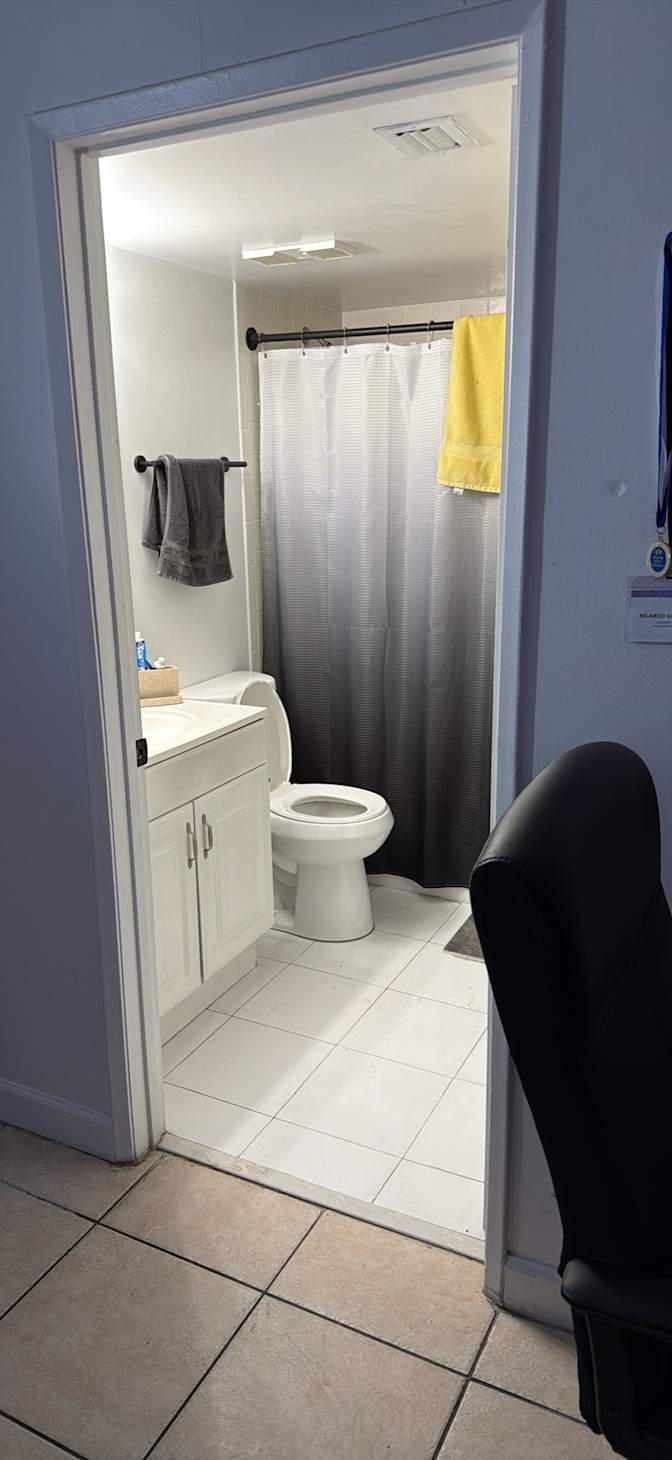 Claudio's room