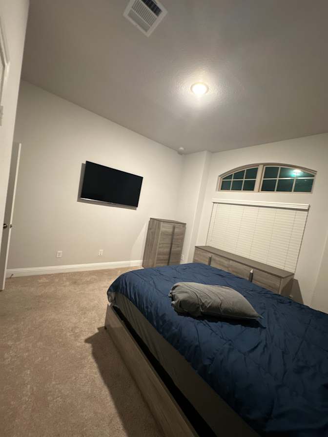 Kyle's room