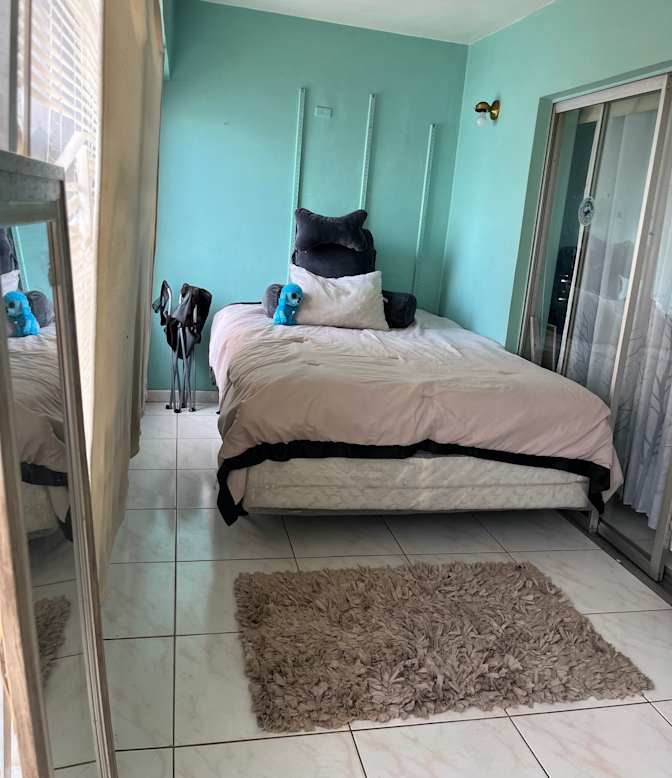 Shirley's room