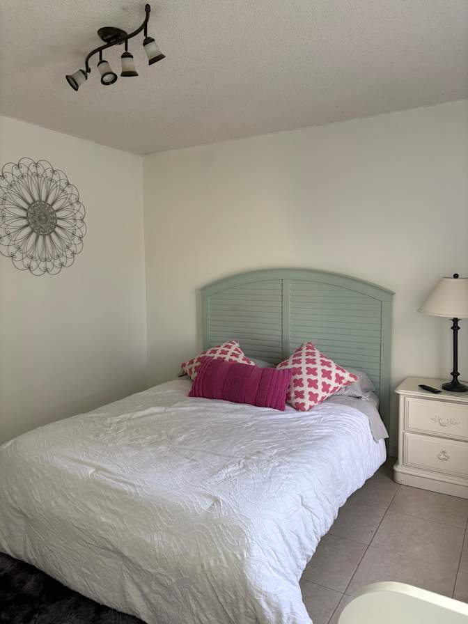 PRIVATE ENTRANCE's room
