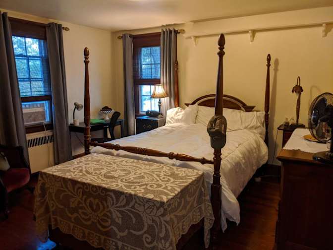 Colleen & Colin's room