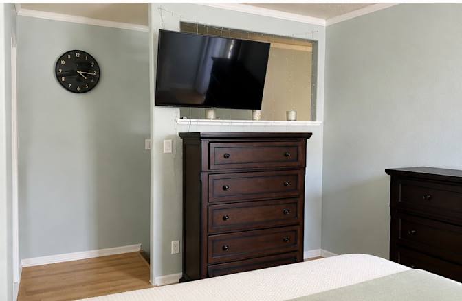 Jacqueline's room