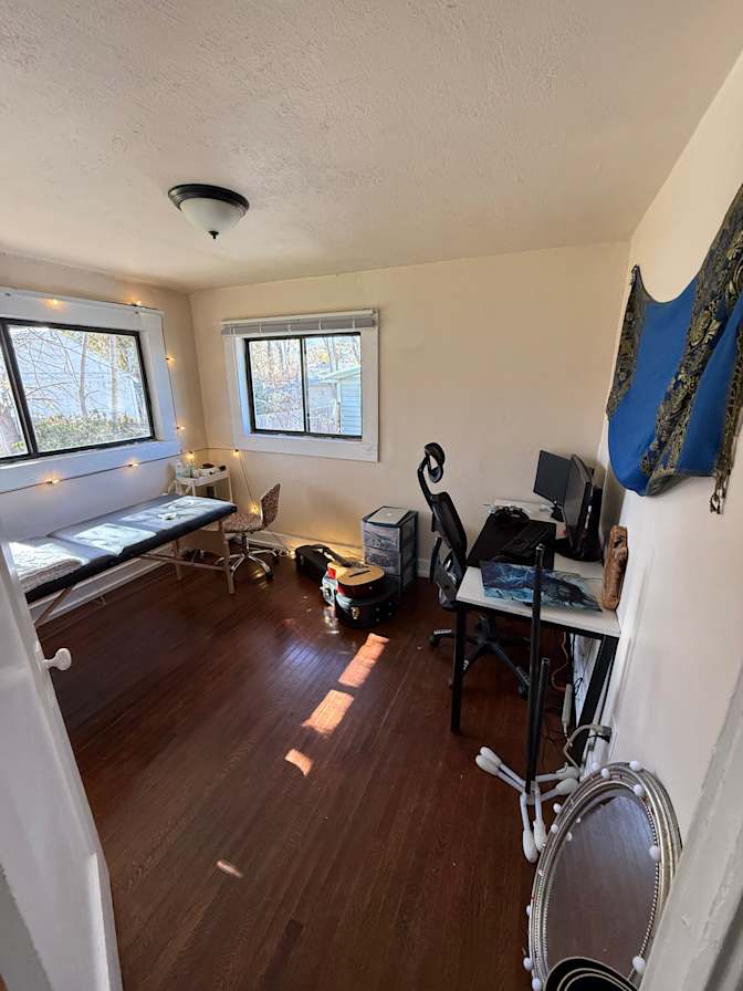 Tate's room