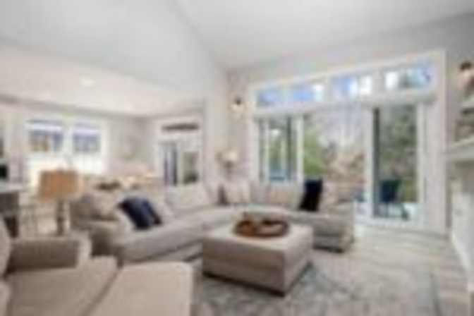 NICHOLAS's room