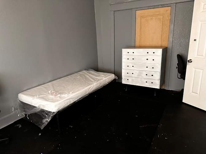 Ambii's room
