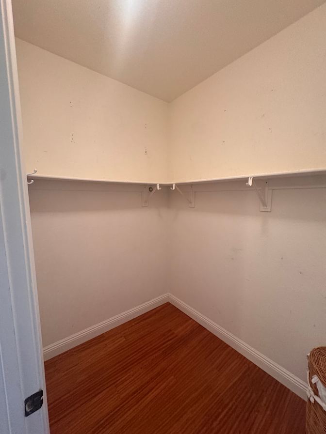 Gloria  Walker's room