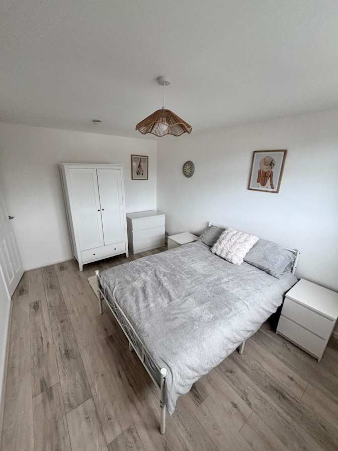 Sabrecore Holdings Ltd's room