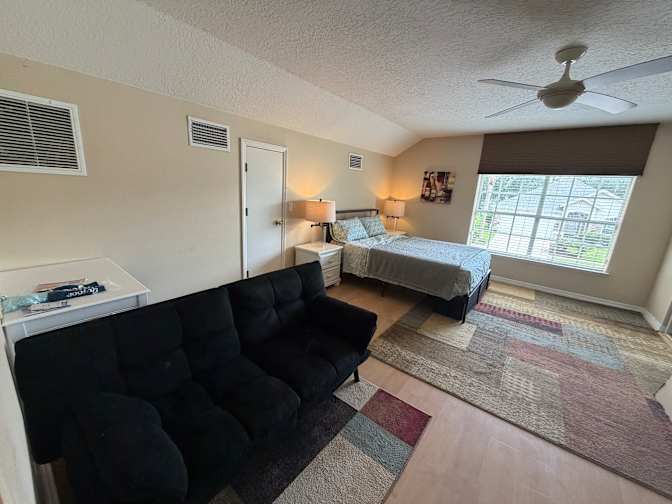 Norsel's room