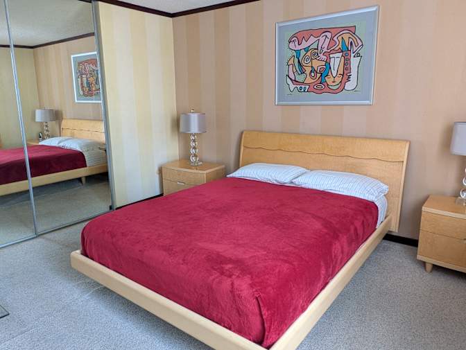 Julia's room