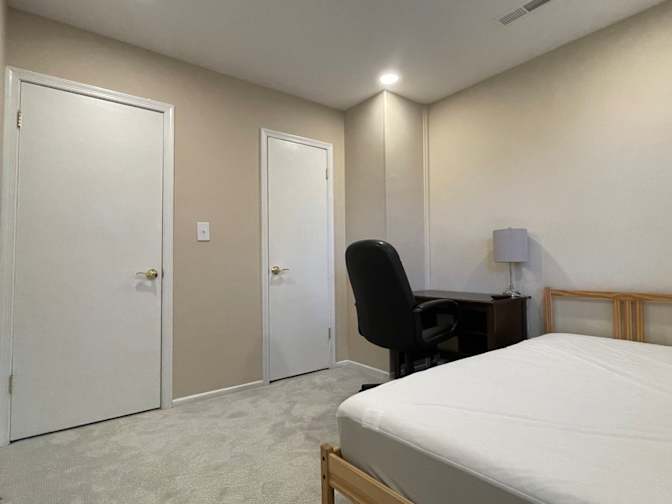 Al's room