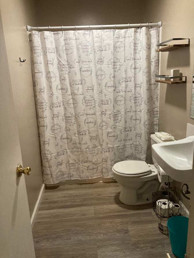 CeCe's room
