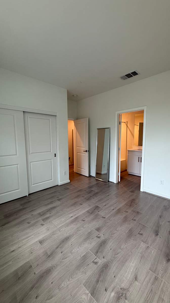 Stephanie's room