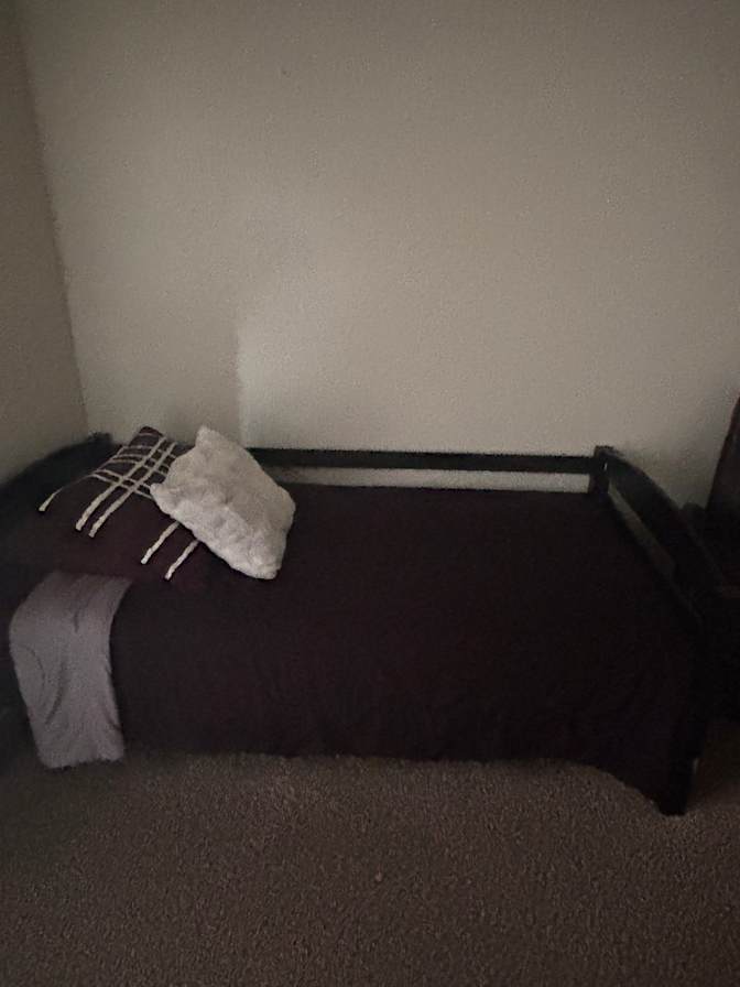 Darral Mays's room