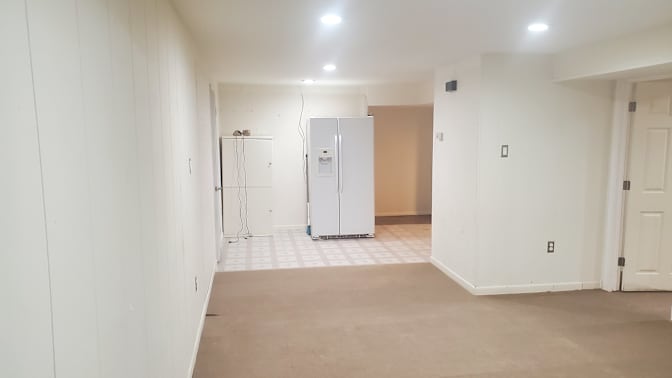 Enrique's room