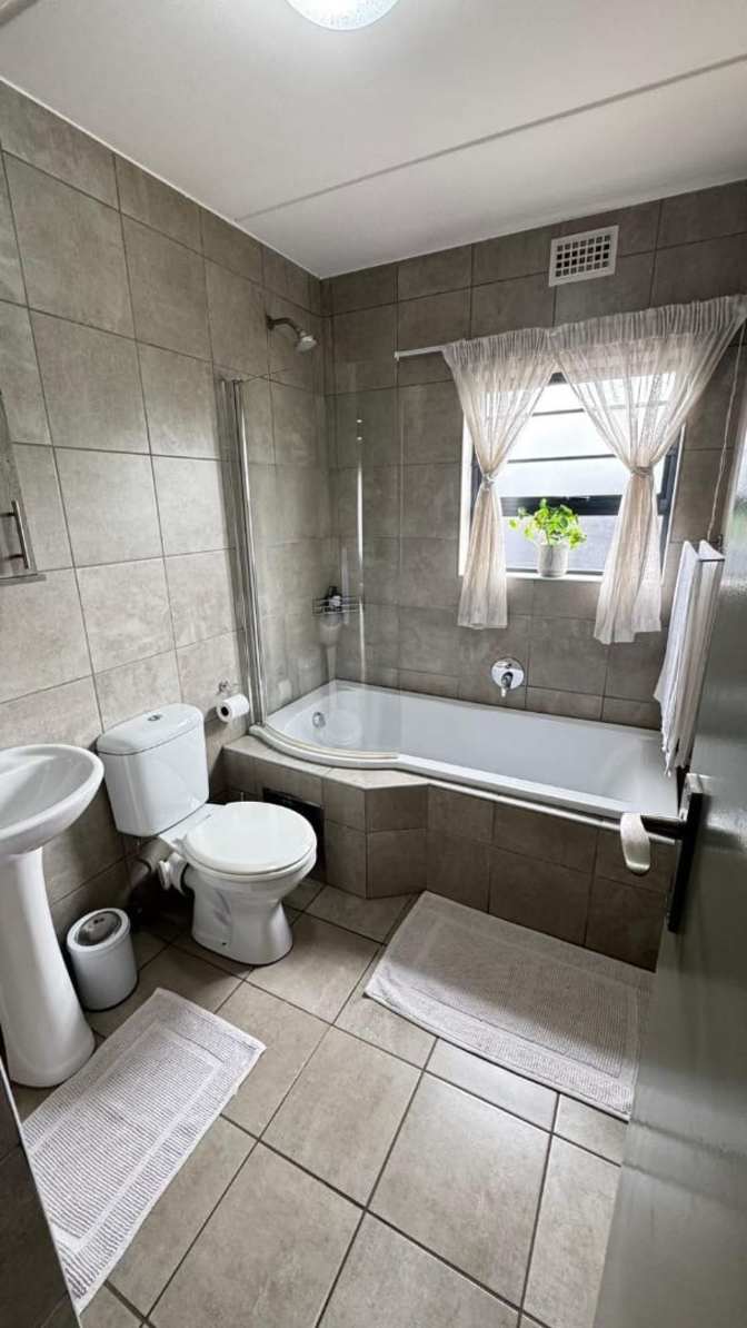 Molatelo's room