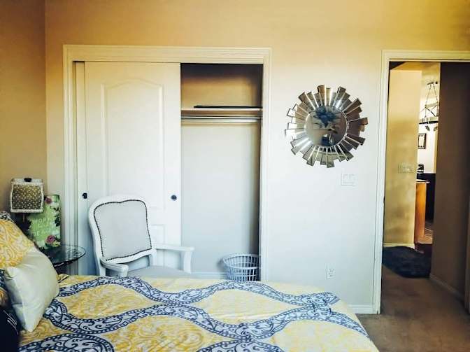 Carmen's room