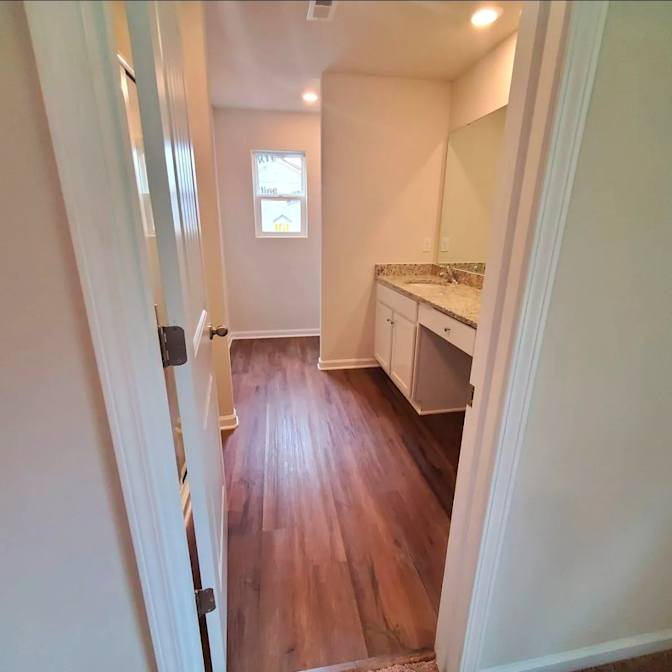 Alcove Rooms's room