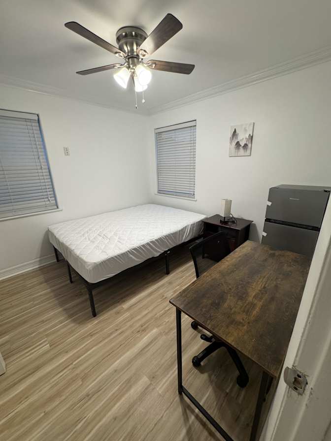 PadSplit's room