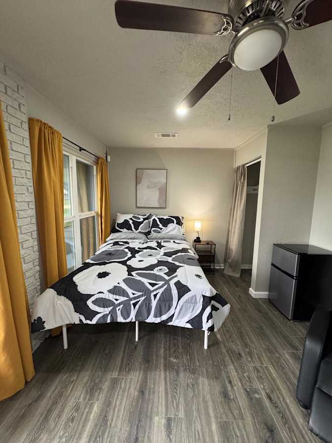 PadSplit's room