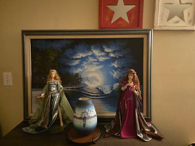 Cynthia May's room