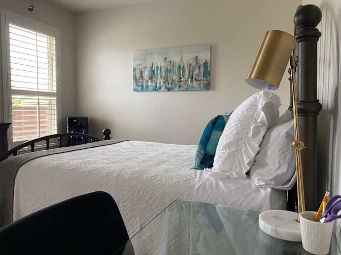 Gloria Palfrey's room