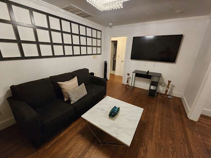 CL&C Property Management and Consulting's room