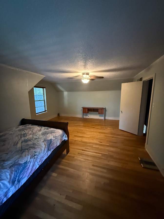 Juan Viramontes's room