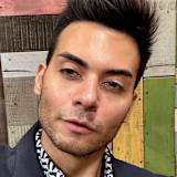 André