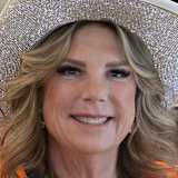 Suzanne Lindbloom