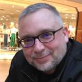 Aaron M Miller