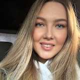 Julia Va