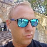 Dustin Stieneker