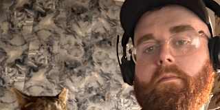 DJ