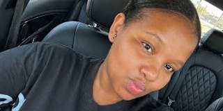 Namhla Mfunda