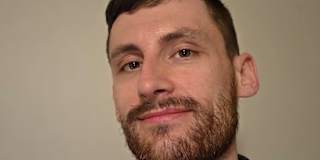 Adam J Sarauer