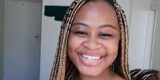 Nana Mhlophe