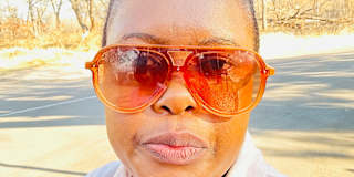 Akhona