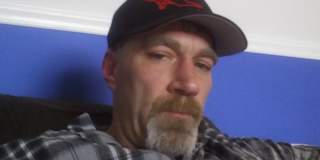 Robert R Lewis