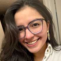 Alejandra Flores