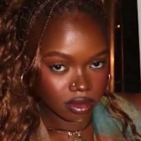 christelle Mbangu