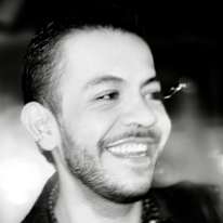 Enrique Hernández R