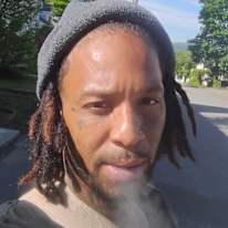 Dennzel Davis