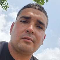 Yankiel S Perez